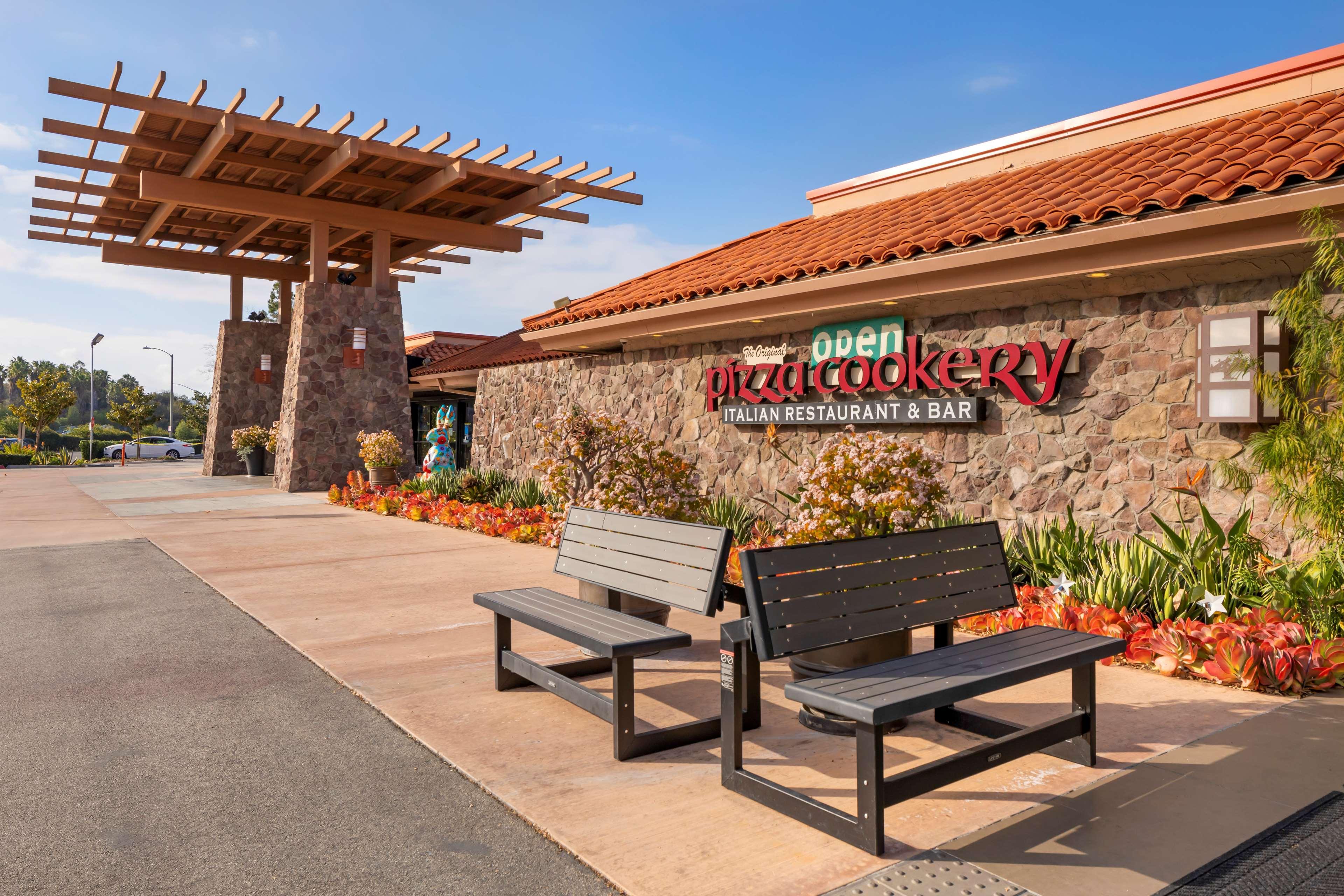Best Western Plus Thousand Oaks Inn Zewnętrze zdjęcie