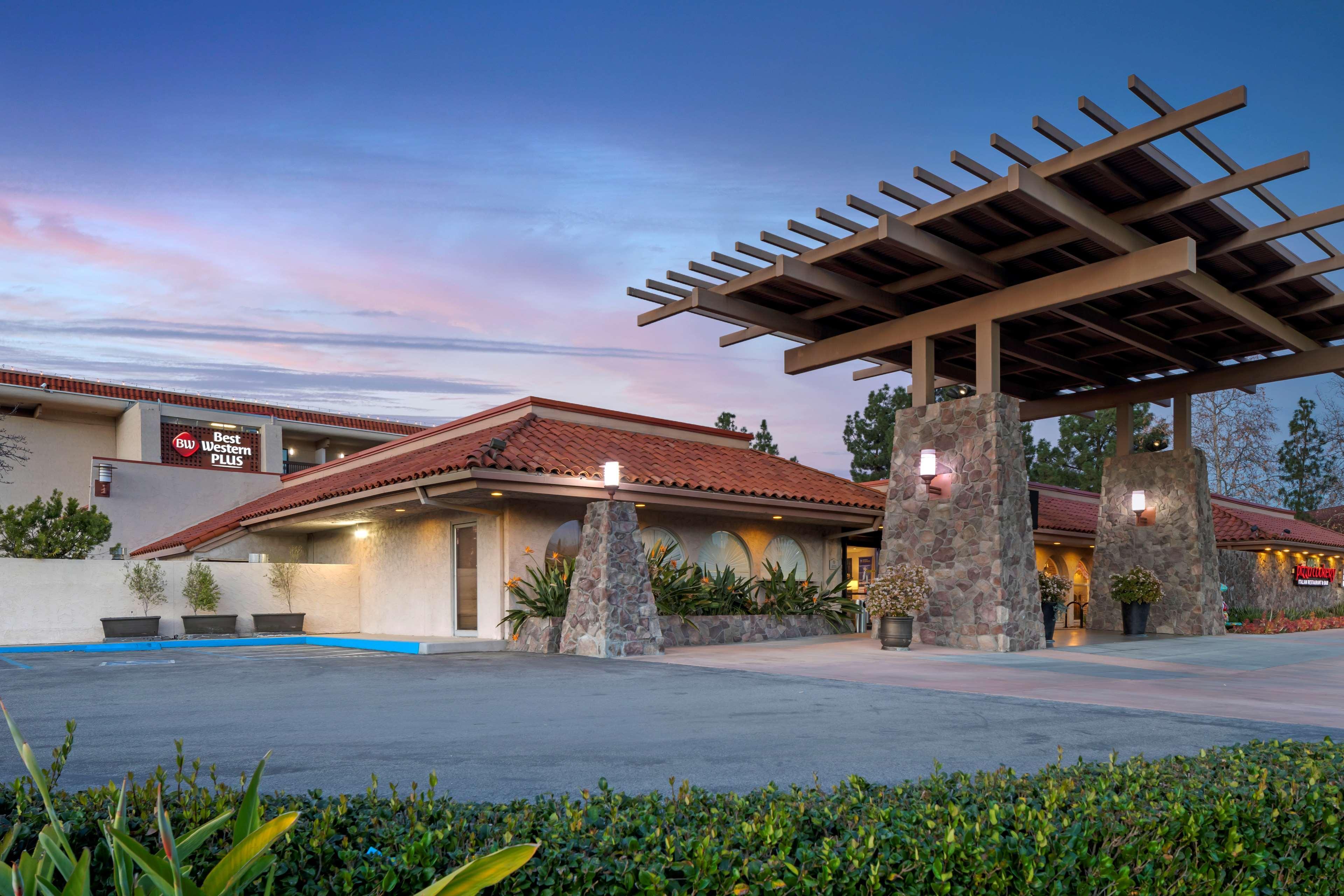 Best Western Plus Thousand Oaks Inn Zewnętrze zdjęcie