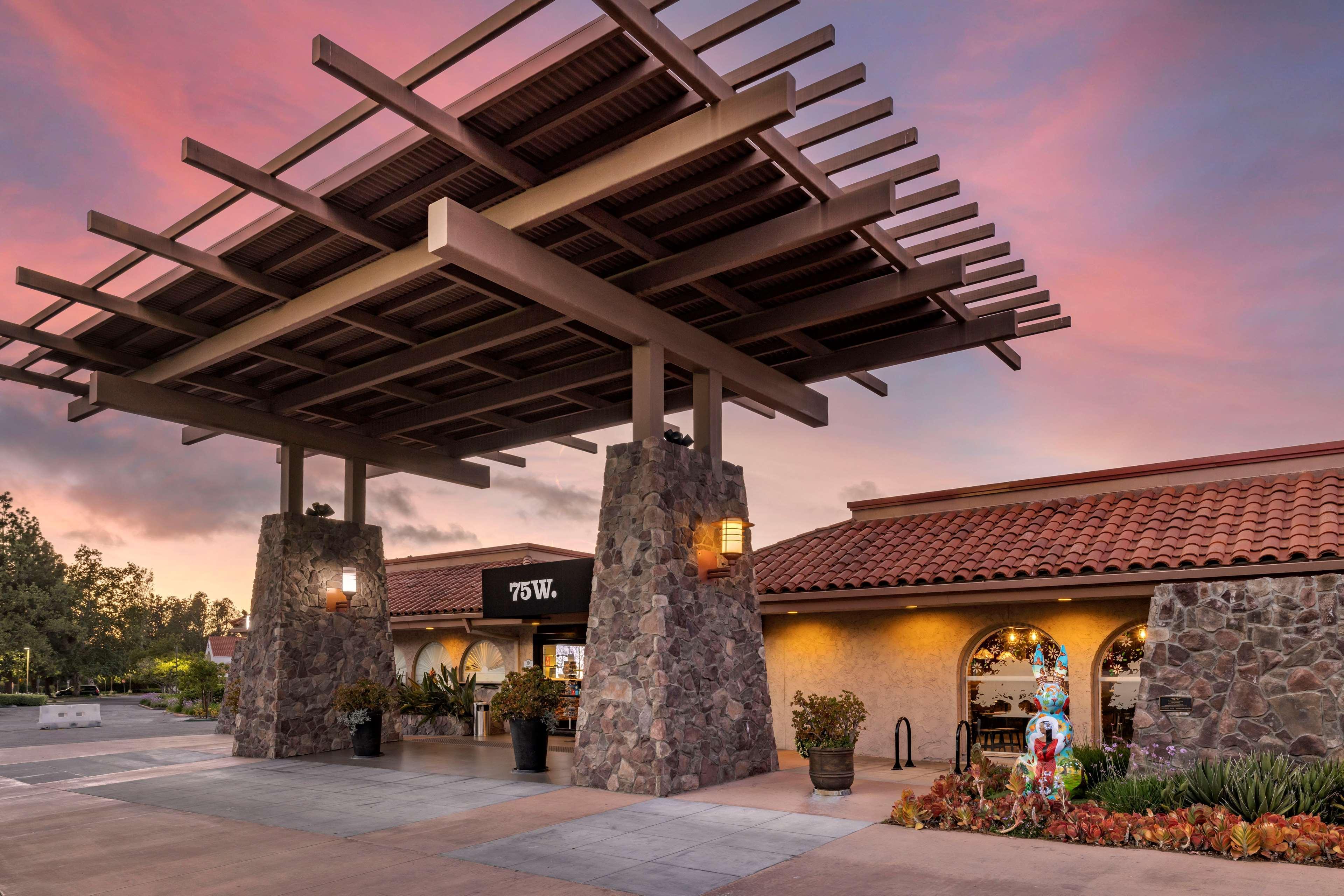 Best Western Plus Thousand Oaks Inn Zewnętrze zdjęcie